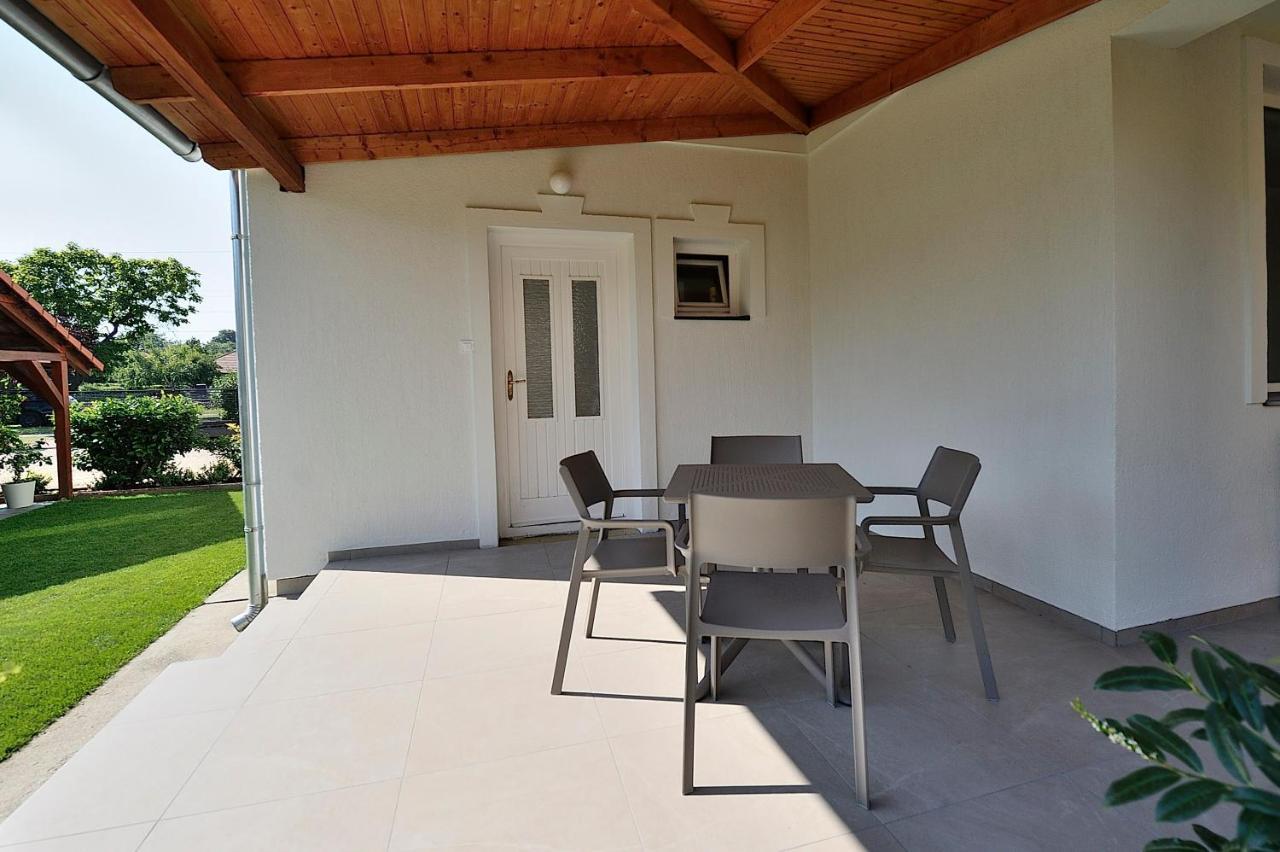 Best Apartman Lelle Balatonlelle Exterior foto